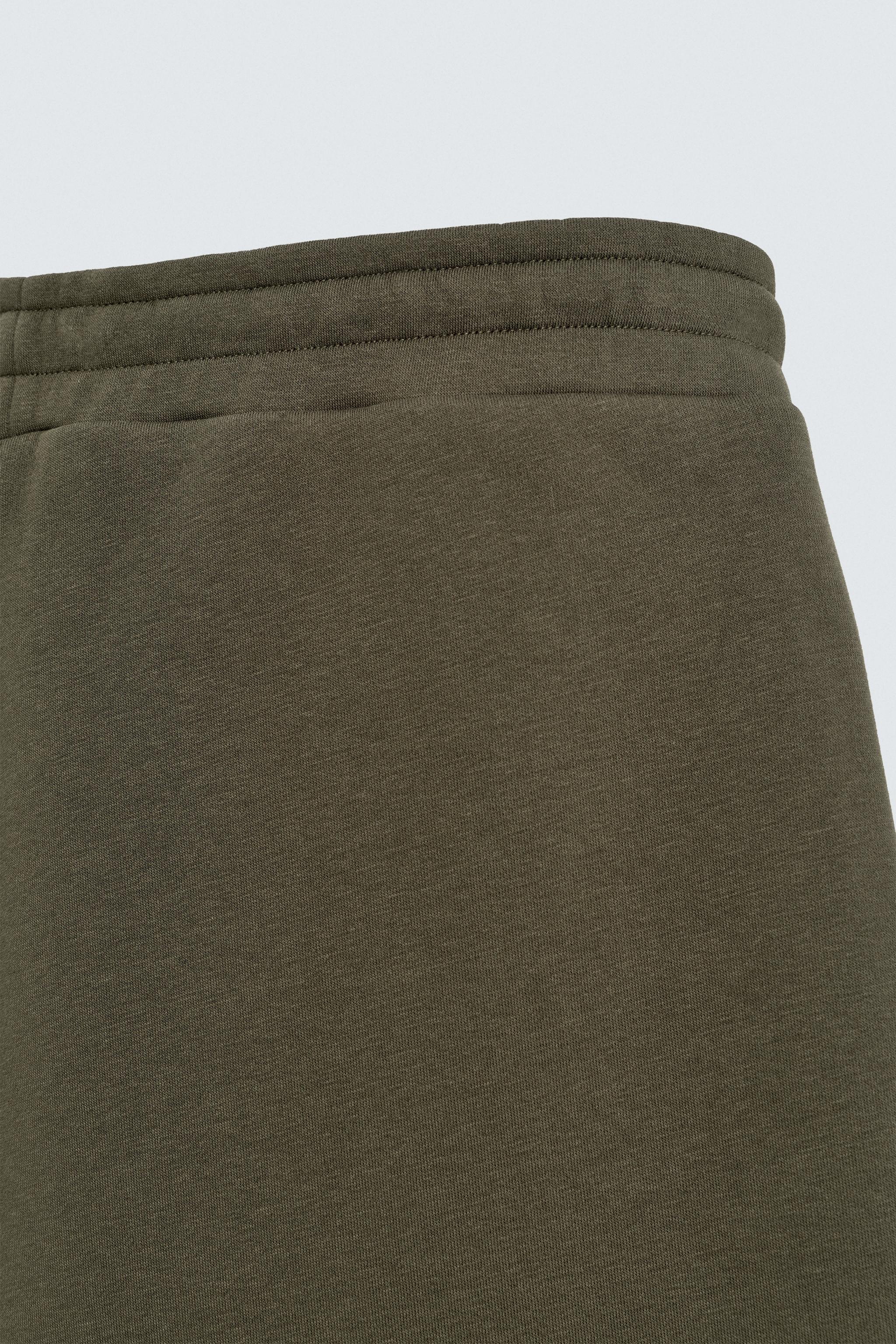 PANTALON WIDE FIT EFFET NÉOPRÈNE CLOUS